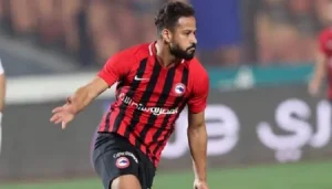 طائرة خاصة من محمد صلاح لعلاج أحمد رفعت في إنجلترا اتحاد الكرة يعلق 4 سبب سقوط أحمد رفعت1