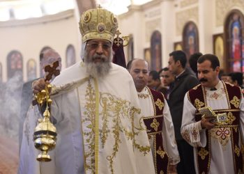 البابا يقدم التعازى بعد نياحة القمص كاراس فلتاؤس بإيبارشية سيدني