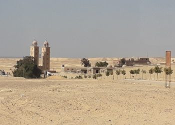 قصة دير أبو خشبة أقدم إنجيل وصليب ولوحة صلب السيد المسيح