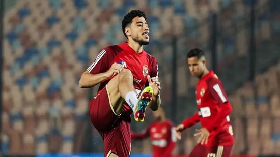 نجم النادي الأهلي عقب صاعقة القمة يطلب الرحيل بعد فوز الزمالك وهذه حالة اللاعب كهربا 2 نجم النادي الأهلي أكرم توفيق يطلب الرحيل