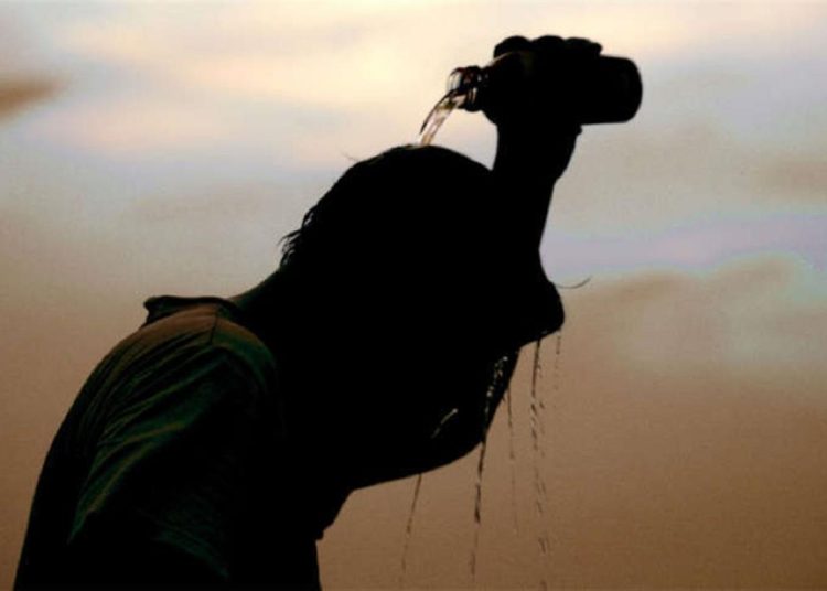 نصائح مهمة للتعامل مع حر الصيف روشتة وقائية لأصحاب الأمراض المزمنة 1 348223362 1037697420541898 6620654874558679687 n 360