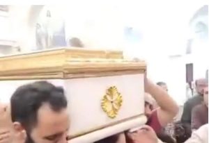 الأنبا أنطونيوس يترأس جنازة شهيد الشهامة يوسف جبريل 4 جنازة يوسف جبريل