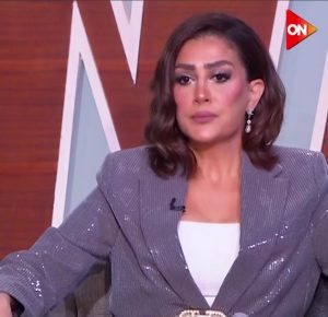 أخويا السبب في موت أبويا غادة عبد الرازق تفتح صندوق أسرارها على الهواء 4 غادة عبد الرازق