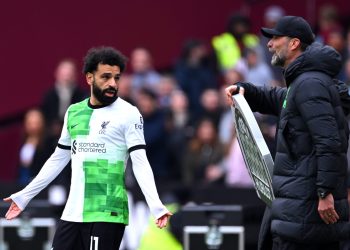 مشادة محمد صلاح مع كلوب