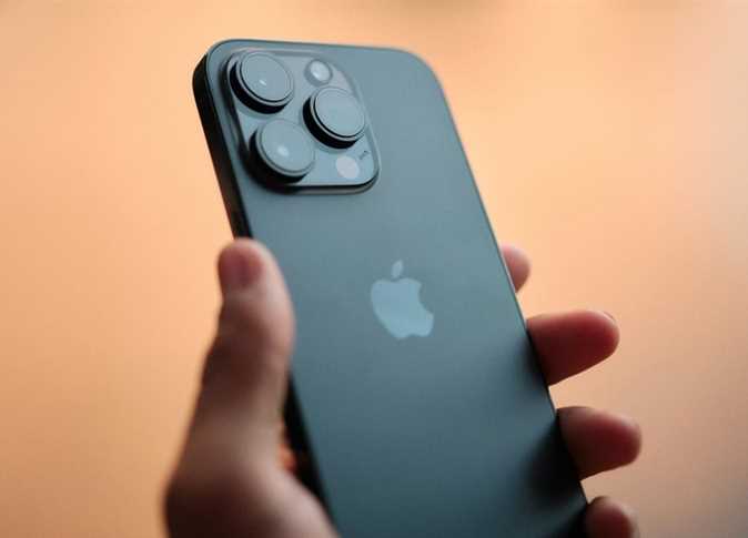 تحذير عاجل من آبل لمستخدميها بشأن شحن الiPhone بهذة الطريقة تؤدي للوفاة 3 تحذير عاجل من آبل لمستخدميها