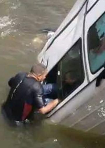 تفاصيل حادث معدية أبو غالب انتشال فتاة جديدة من حادث ميكروباص 2 حادث معدية أبو غالب