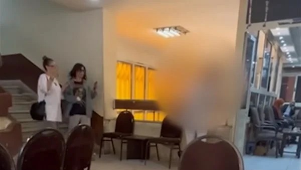 دفاع سائق أوبر المتهم في قضية فتاة التجمع يفجر مفاجأة داخل المحكمة 3 فتاة التجمع وهي مصابة