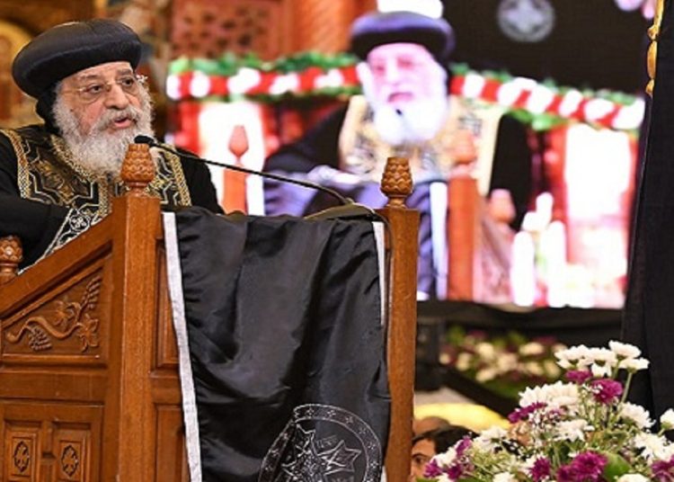 البابا تواضروس دم المسيح على الصليب يستر كل خطية والصليب يزرع في القلوب المحبة الفياضة 1 348223362 1037697420541898 6620654874558679687 n 47