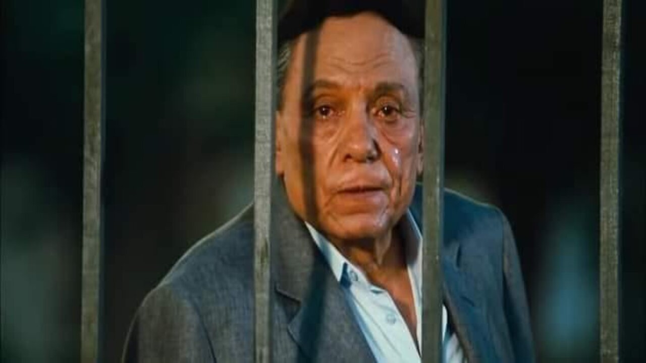 أسرار لا يعلمها أحد عن الزعيم عادل إمام جاكيت بإسمه و مراته هي الإستايلست 2 الزعيم