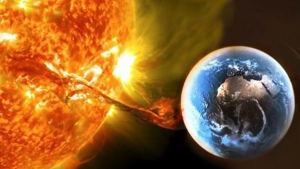 تأثير العاصفة الشمسية التي تضرب الأرض