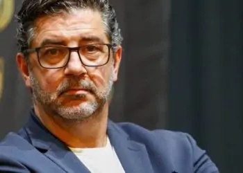 فيتوريا عن أزمة احتراف اللاعبين