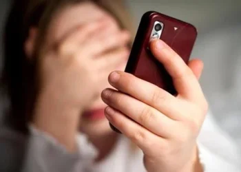 بلاغ فتاة للنائب العام