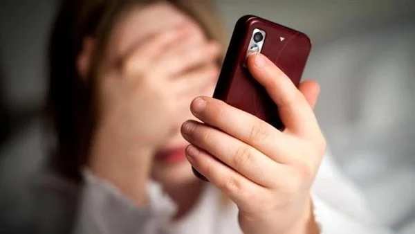 تفاصيل بلاغ فتاة للنائب العام اتهام مخرج بابتزازها بصور غير أخلاقية 1 بلاغ فتاة للنائب العام