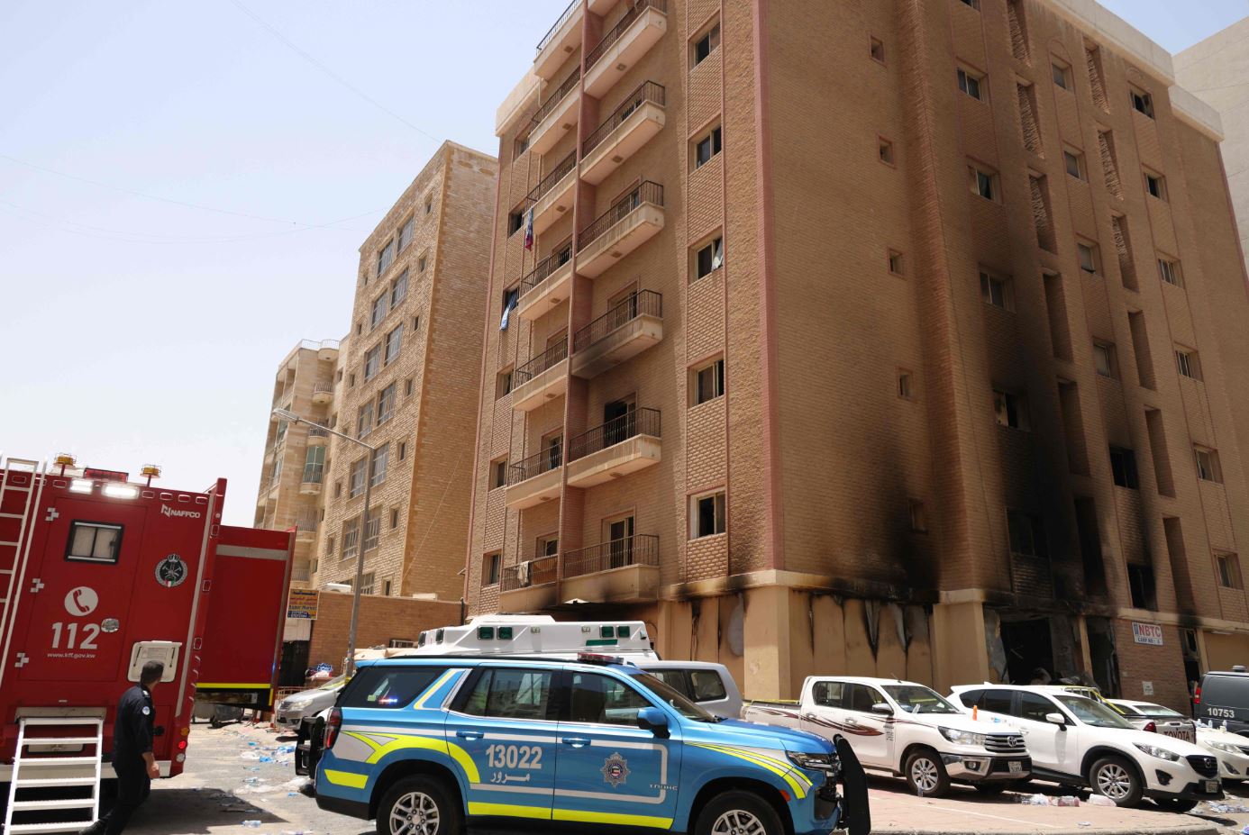 إرتفاع الوفيات في حريق الكويت إلى 49 حالة وبيان عاجل من وزارة الداخلية 3 حريق عقار بالكويت