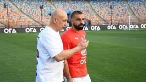 سر غضب محمد صلاح في اليوم الأول له مع منتخب مصر يكشفه إعلامي شهير 2 محمد صلاح مع منتخب مصر