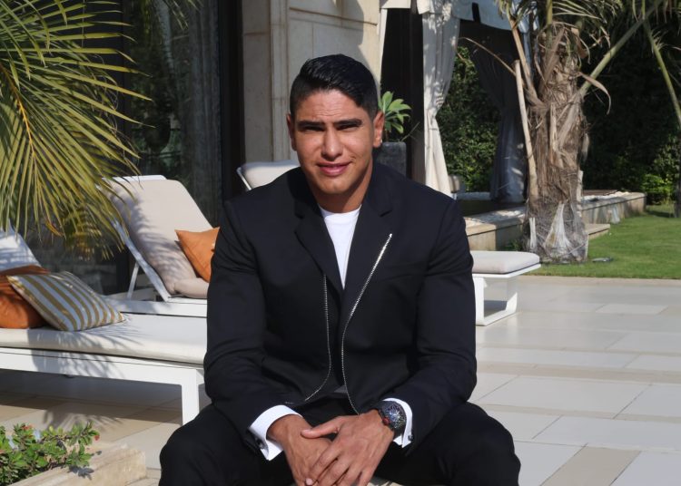 شاهد كيف تدخل أبو هشيمه لمساعدة بائع غزل البنات بعد تداول الفيديو الذي أبكى المصريين 1 abo hashema