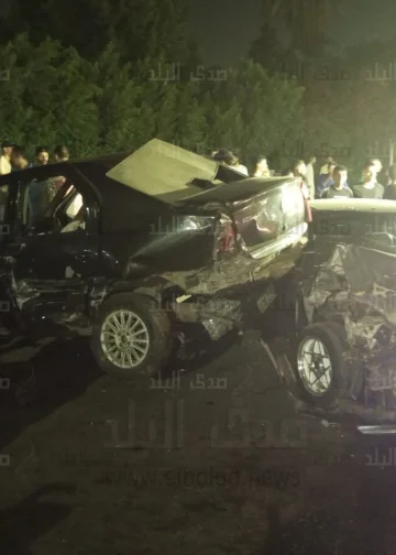 بالصور تفاصيل حادث كورنيش المعادي بين سيارتين ملاكي وانباء عن وفيات 3 حادث كورنيش المعادي