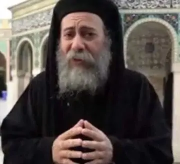 نجيب جبرائيل يكشف السبب الجوهري الذي أدى إلى التحقيق وقرار إيقاف القس دوماديوس حبيب 4 إيقاف القس دوماديوس حبيب