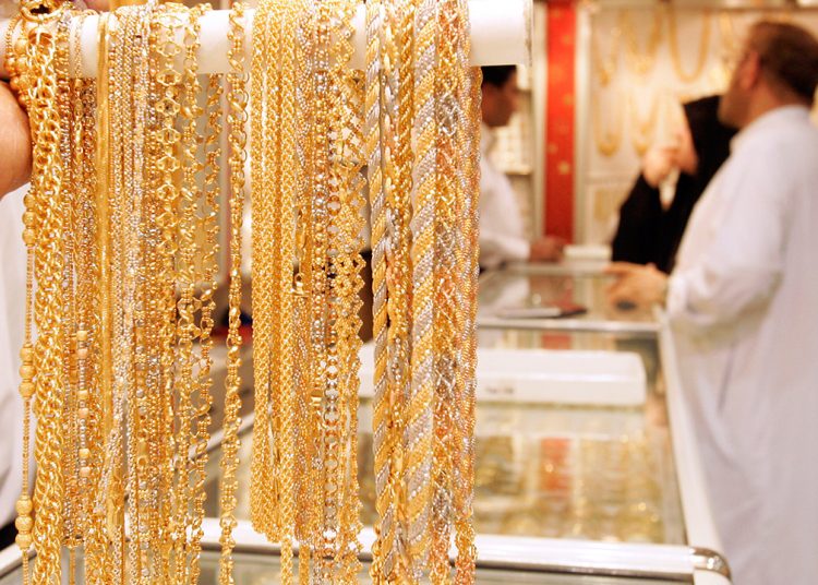 أسعار الذهب اليوم 23/يونيو/2024 في محلات الصاغة عيار 21 الآن مفاجأة 1 شعبة الذهب