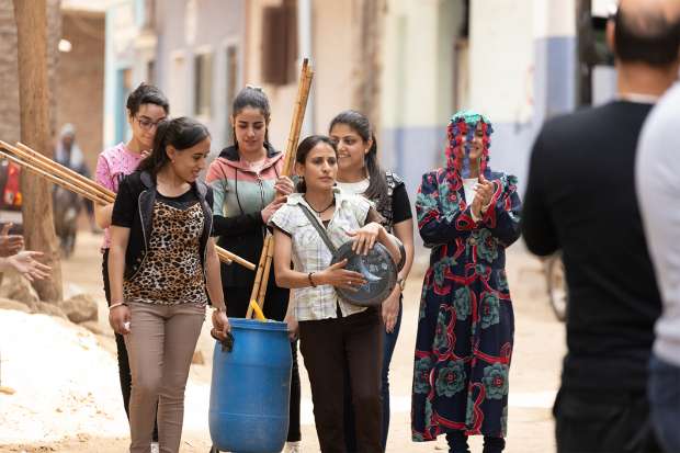 أول تعليق من مخرجة رفعت عيني للسماء عقب حصولها على جائزة العين الذهبية بكان 2 فيلم رفعت عيني للسماء