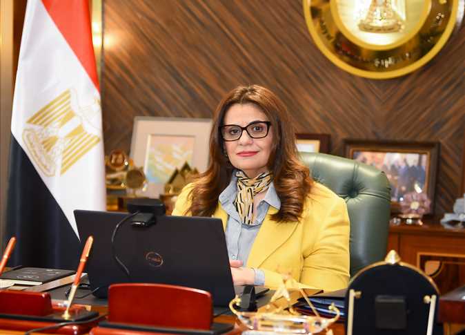 وزارة الهجرة تزف بشرى سارة للمصريين راغبي العمل بالخارج والغير شرعيين 3 وزارة الهجرة تزف بشرى سارة للمصريين راغبي العمل بالخارج