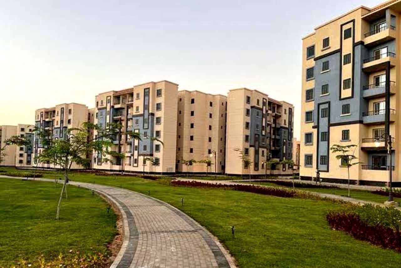كشف لماذا احتد رئيس الحكومة على وزير الإسكان في بورسعيد 2 تسويق العقارات بالمدن الجديدة