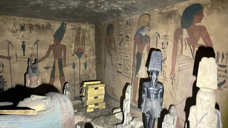 لفتح مقبرة فرعونية تفاصيل إنهاء حياة طفل 8 أعوام ونزع أطرافه 3 لفتح مقبرة فرعونية تفاصيل إنهاء حياة طفل 8 أعوام ونزع أطرافه