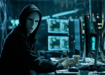 كونوا يقظين بعد الخلل الرقمي العالمي تحذيرات أمنية من مواقع إلكترونية مزيفة