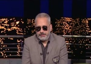 تامر أمين يعلن عن السر وراء إرتدائه نظارة سوداء على الهواء 3 الإعلامي تامر أمين