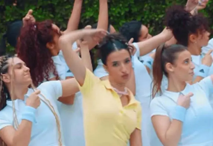 بسبب دورها في مسلسل عايشة الدور الجمهور يطالب أميرة أديب باعتزال الفن نهائيًا 1 الجمهور يطالب أميرة أديب باعتزال الفن