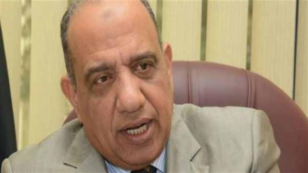 تفاصيل إعتذار وزير الكهرباء قبل مغادرة مكتبه وتوديع العاملين بالوزارة 4 محمود عصمت