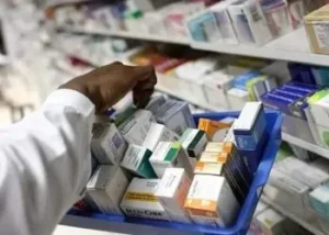شعبة الدواء تصدم المواطنين بسبب ما سيحدث للأدوية العادية و البديل هيكون أغلى كتير 4 رئيس شعبة الدواء يعلن بشرى سارة