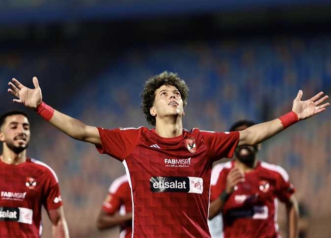 الأهلي والزمالك على مشارف أزمة مترقبة بسبب إمام عاشور ومصدر يكشف التفاصيل 1 قرار مفاجئ بشأن إمام عاشور