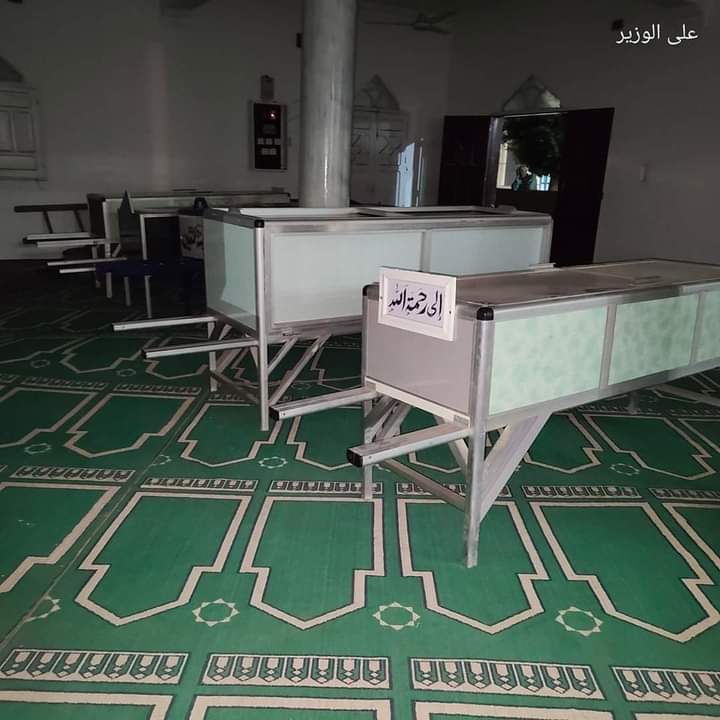 وداع مهيب 5 نعوش الأب والأم والأطفال كشف تفاصيل واقعة الإقليمي المؤلم 3 وداع مهيب 5 نعوش الأب والأم والأطفال