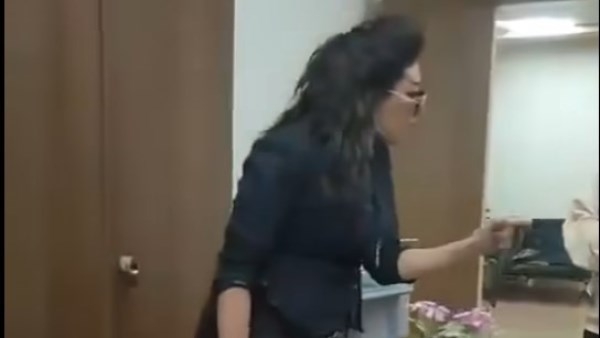 اقبضوا عليها مناشدة عاجلة من محمد فؤاد للجهات المعنية بسرعة ضبط فتاة واقعة مستشفى عين شمس 1 0c8739a7 6334 439f a 1747 075709 6