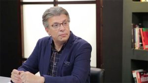 اقعدوا في البيت وافتحوا قناة الرحمة خالد منتصر يستنكر ملابس اللاعبات المصريات في أولمبياد باريس 2 خالد منتصر ينتقد ملابس اللاعبات المصريات