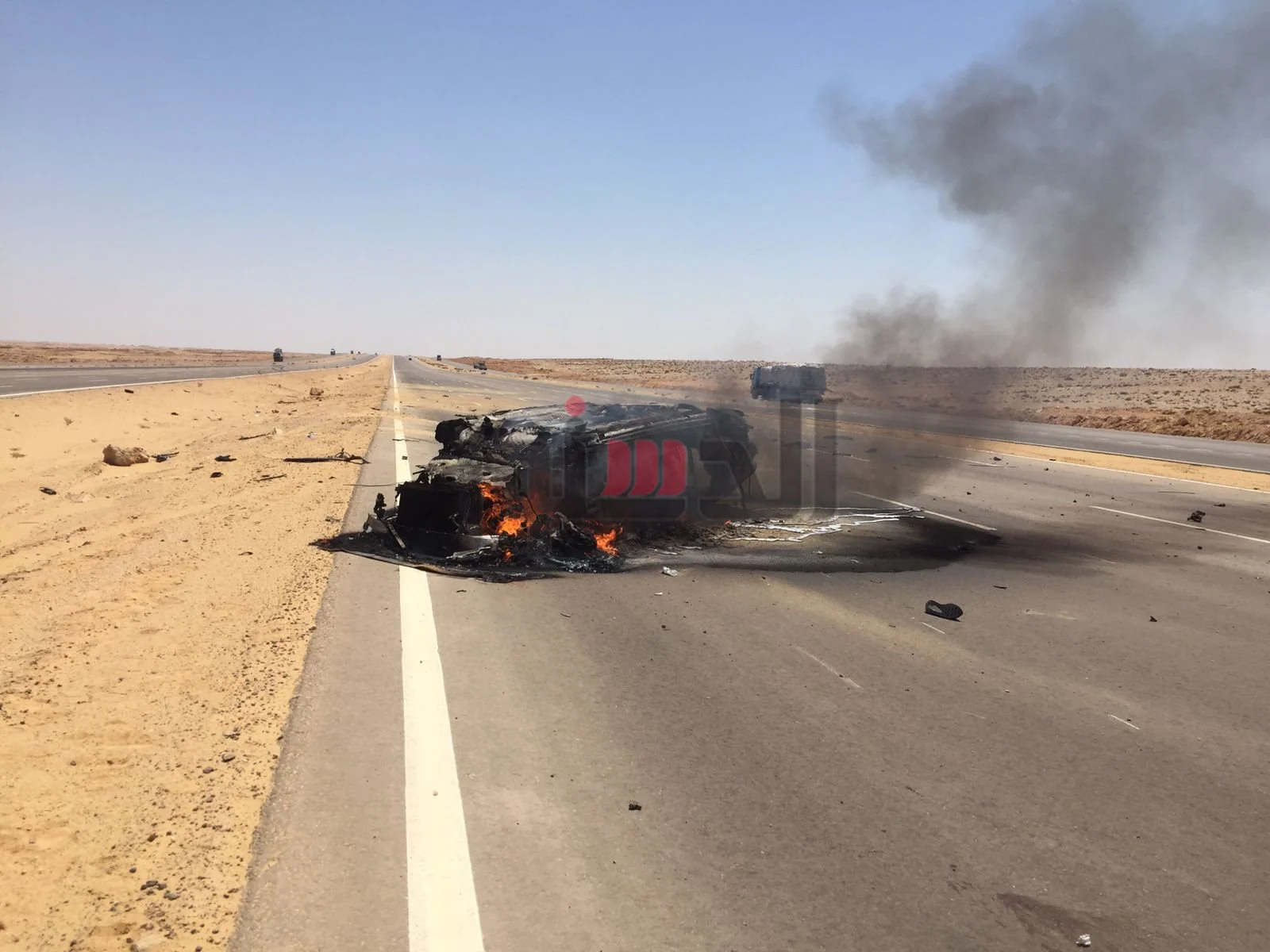 عاجل الأسفلت يلتهم 3 منتجين بواقعة اليمه بطريق محور الضبعة وأول صور من موقع الحدث 4 الأسفلت يلتهم 3 منتجين بواقعة اليمه