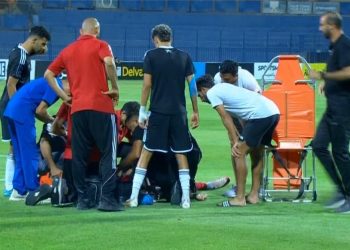لاعب المحلة يبلع لسانه
