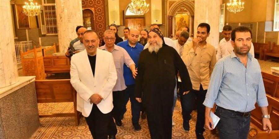 بالصور تفاصيل زيارة محافظ أسيوط إلى دير المحرق و متابعة تطوير مسار رحلة العائلة المقدسة 4 لقاء محافظ اسيوط