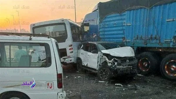 مفاجآت في حادث الطريق الدائري حول هوية سائق التريلا الهارب عمل الكارثة واختفى 2 حادث الطريق الدائري