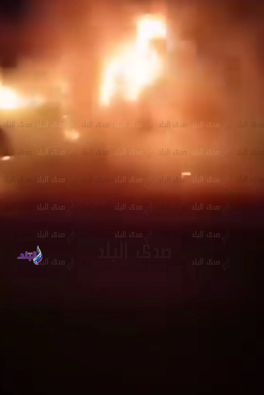 بالصور حادث الطريق الأوسطي الغربي صرخات مرعبة من وسط النيران تفحم سيارة بركابها 4 حادث الطريق الأوسطي الغربي