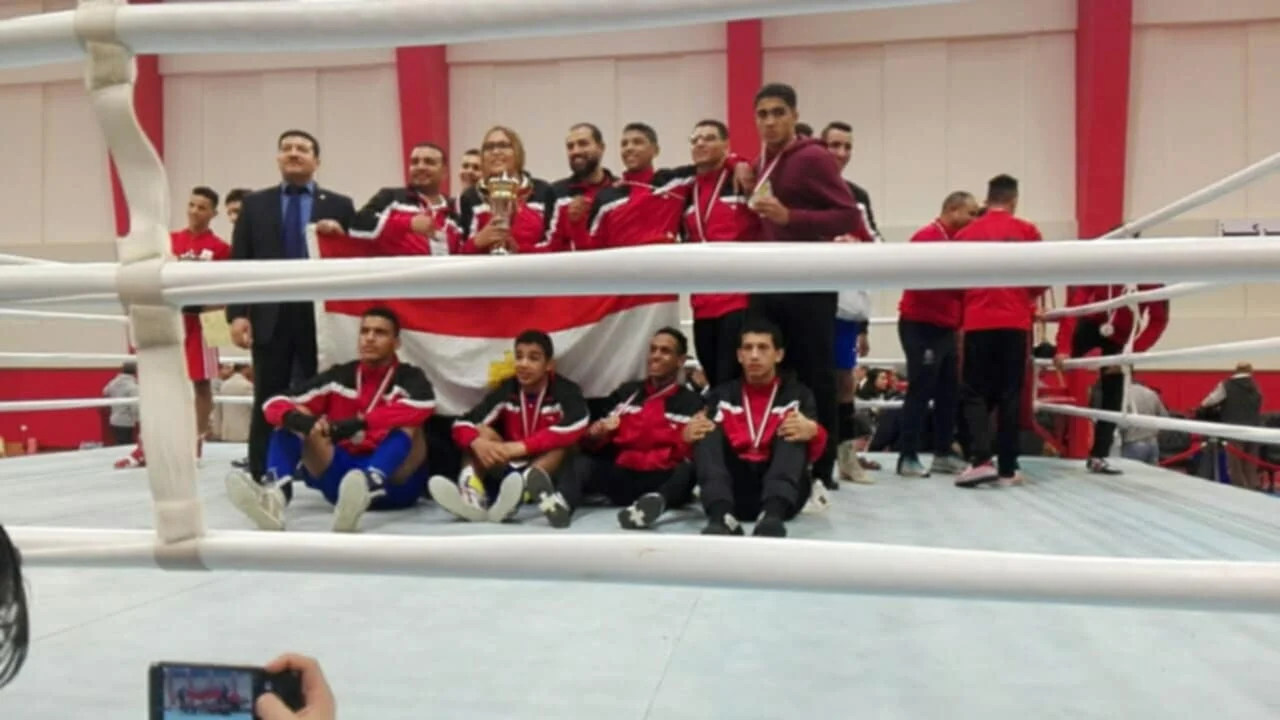 جنازة كبيرة للاعب الملاكمة عقب إنهاء حياته بسبب ركنة سيارة ودفنة بمقابر أم النور 2 جنازة كبيرة للاعب الملاكمة عقب إنهاء حياته بسبب ركنة سيارة