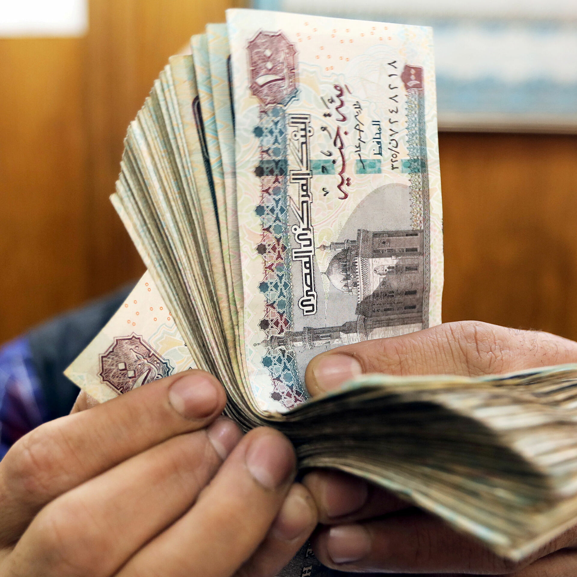 بنكي الاهلي ومصر يصدران قرار رسمي بـ أعلى فائدة على شهادات الادخار 6 أعلى فائدة على شهادات الادخار