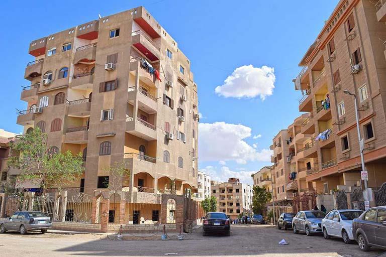 سبب ارتفاع سعر الإيجارات السكنية في مصر مقترح برلماني يحل الأزمة 2 سعر الإيجارات السكنية في مصر