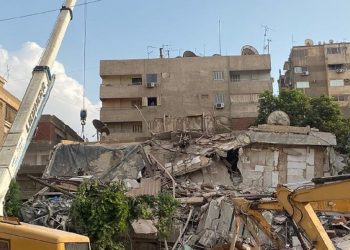 سقوط عقار أرض الجولف شهادات مخيفة عن الانهيار وأصوات من أسفل الأنقاض