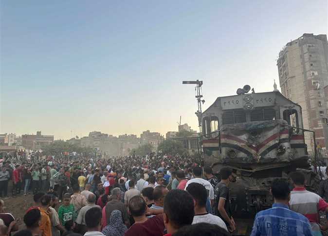 الفريق كامل الوزير يكشف عن السبب وراء تصادم قطارين في الزقازيق 4 371299943 368559278888622 1988072444020261874 n 16