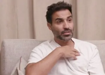 أحمد فهمي يكشف عن سبب عدم سفره إلى الساحل الشمالي