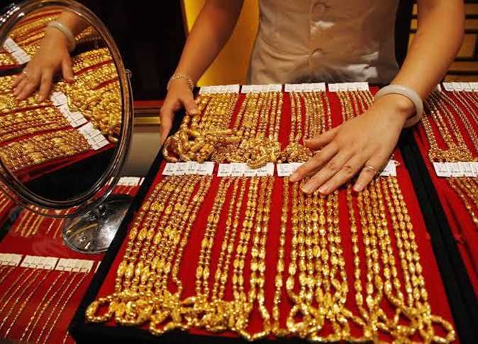 صدمة كبيرة في أرتفاع أسعار الذهب بختام تعاملات اليوم 12/10/2024 وال21 على مشارف ال4000 4 تأثير الفائدة الأمريكية على أسعار الذهب