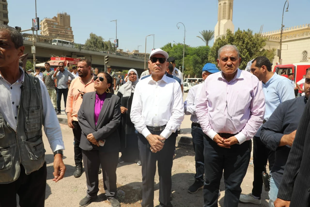 تفاصيل انهيار عمارة أرض الجولف والكشف عن الخسائر 5 سيارات والبحث عن الضحايا 3 انهيار عمارة أرض الجولف