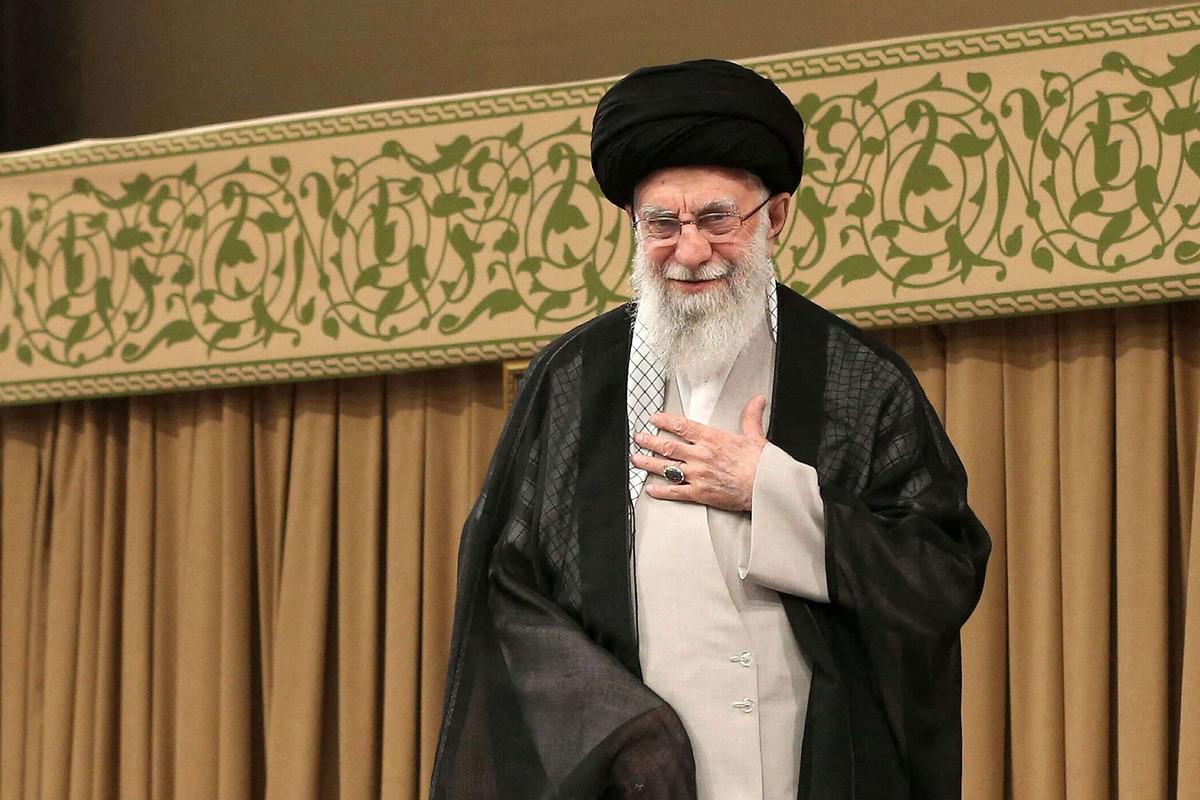 كشف تفاصيل رسالة المرشد الإيراني خامنئي اليوم للشعب اللبناني 2 موعد خطاب خامنئي